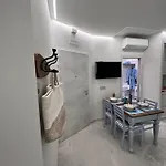 House Apartment *