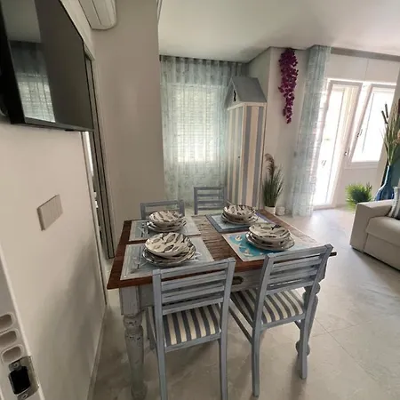 Apartment House *