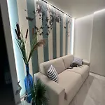 Апартаменты House Кьоджа