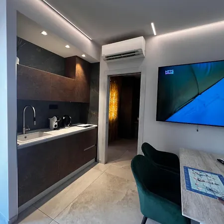 Apartment House